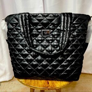 DKNY Black Quilted Med Tote Handbag w Logo Strap